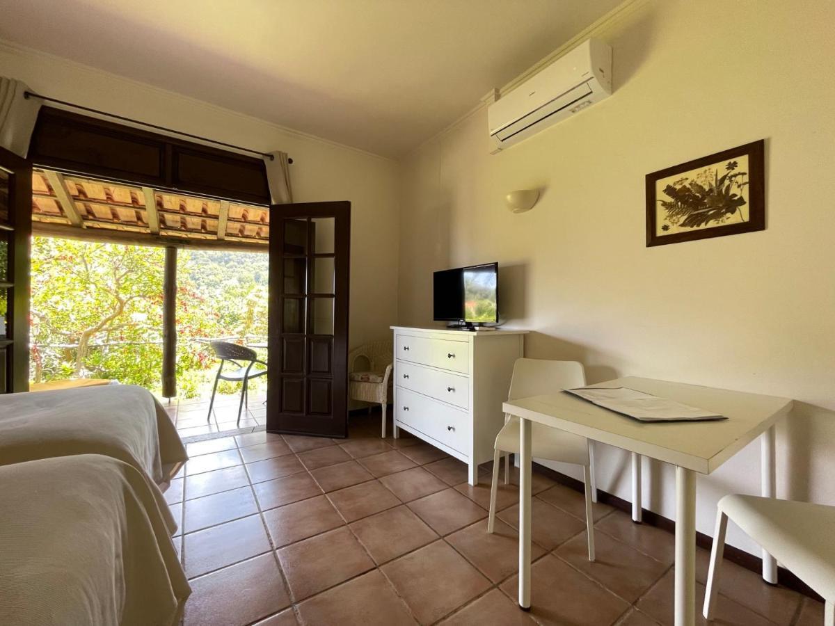 Casas De Campo Do Pomar B&B - Self Check-In Сантана Екстериор снимка