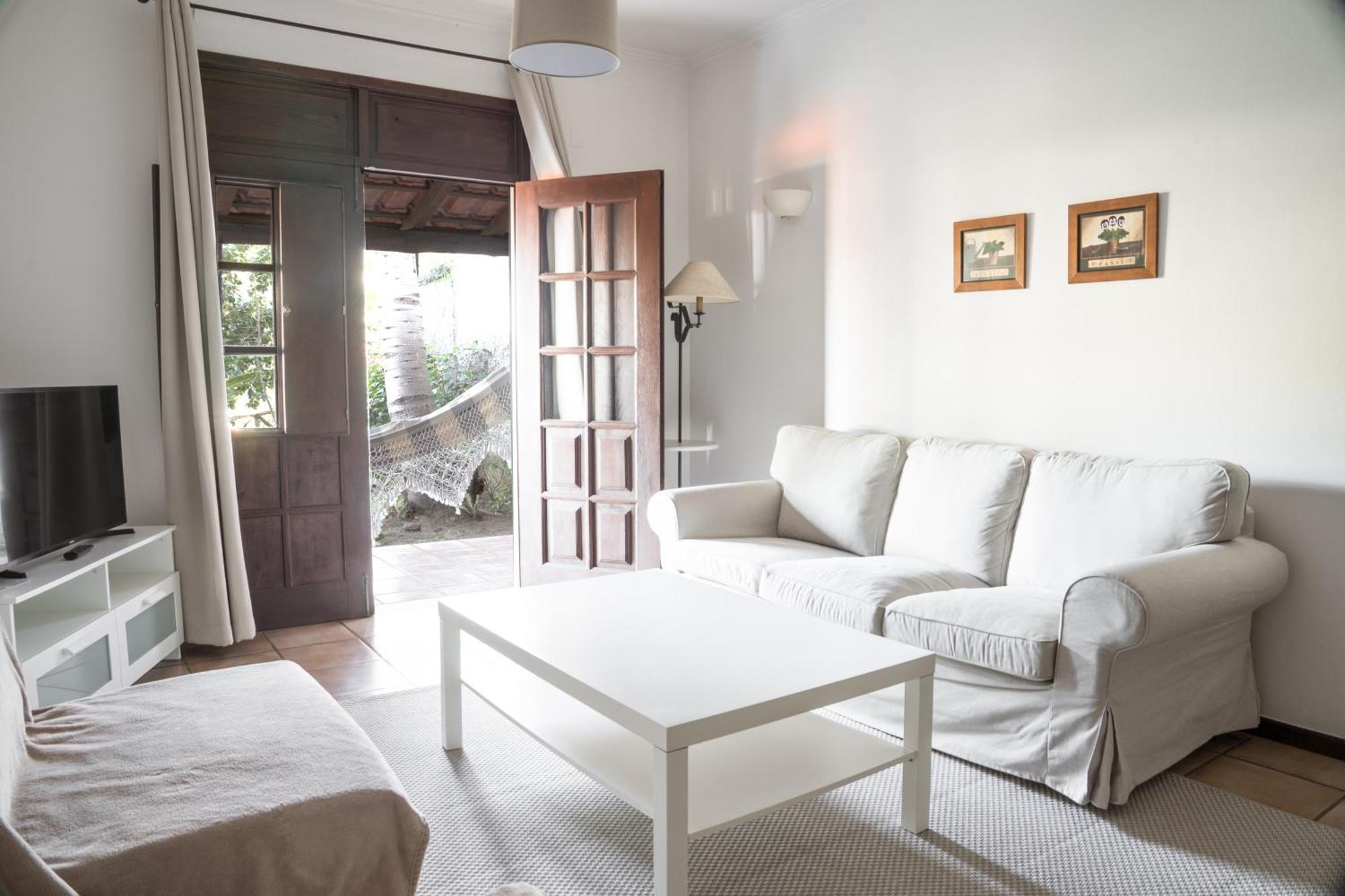 Casas De Campo Do Pomar B&B - Self Check-In Сантана Стая снимка